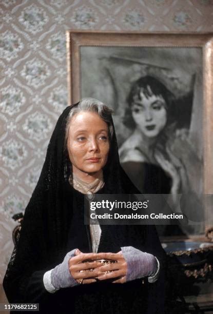 1,294 Carolyn Jones Photos & High Res Pictures